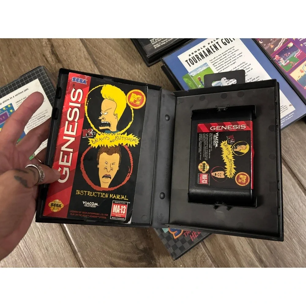 Sega Genesis‎ Game Lot of 7 Sonic 2 ToeJam & Earl Beavis Butt-Head Altered Beast